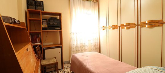 Apartamento de 3 habitaciónes en Genzano di Roma, Italy No. 4732 11
