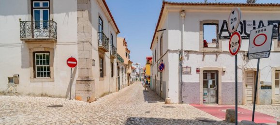  Commercial property in Cascais, Portugal No. 194329 6