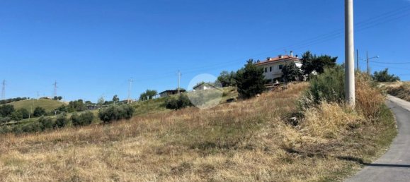 Grundstück in Roseto degli Abruzzi, Italy 7000m², Nr. 286788 2