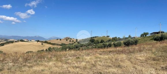 Grundstück in Roseto degli Abruzzi, Italy 7000m², Nr. 286788 9