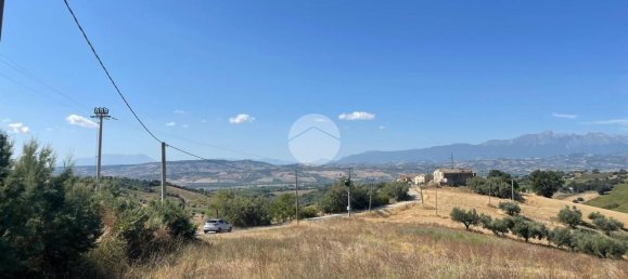 Grundstück in Roseto degli Abruzzi, Italy 7000m², Nr. 286788 5