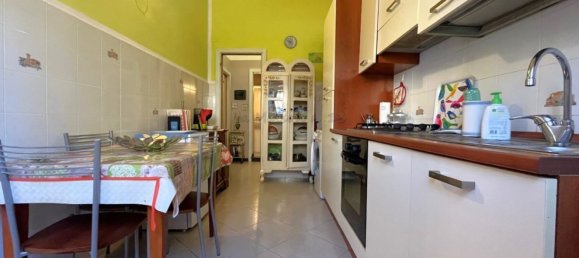 Квартира с 3 комнатами в Гаворрано, Италия № 48394 3