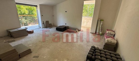 5 bedrooms Villa in Avella, Italy No. 323650 17