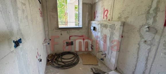 5 bedrooms Villa in Avella, Italy No. 323650 15