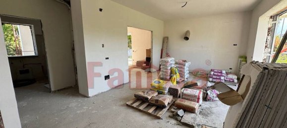 5 bedrooms Villa in Avella, Italy No. 323650 11