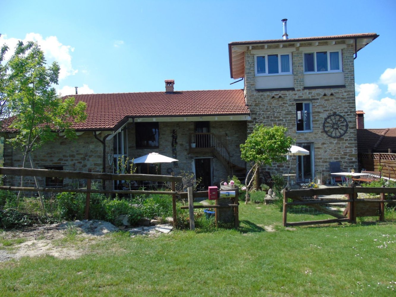 12 rooms House in Roccaverano, Italy No. 293055