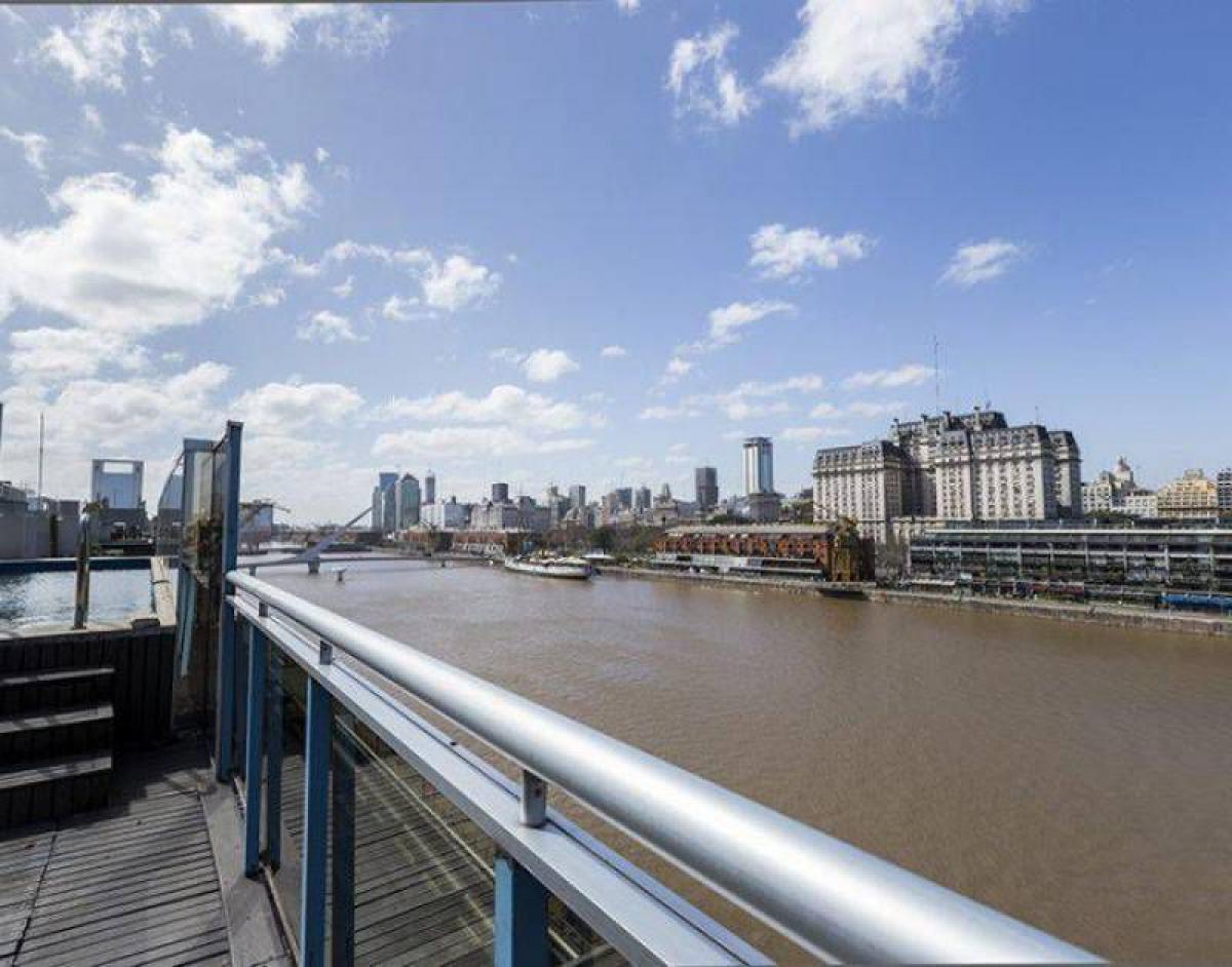 Apartamento de 2 dormitorios en Buenos Aires, Argentina No. 98705