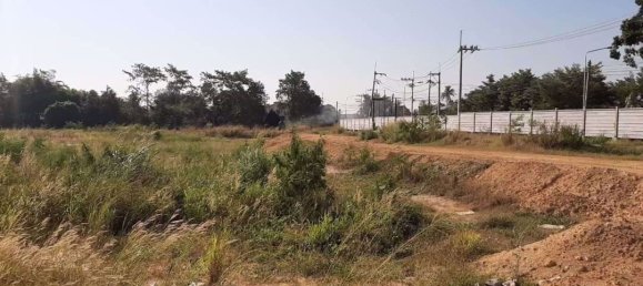  Commercial property in Ban Bueng, Thailand No. 1861 5