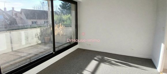1 bedroom Apartment in Le Raincy, France No. 170157 8