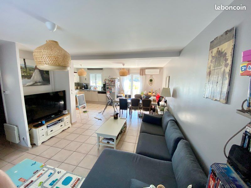 3 bedrooms House in Montelimar, France No. 341116