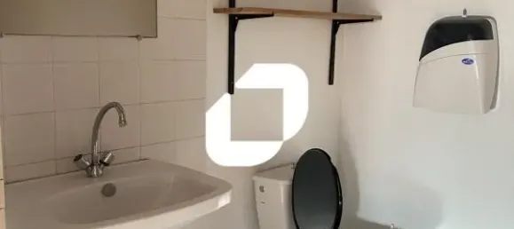 405m² Office in Sassenage, France No. 302418 14