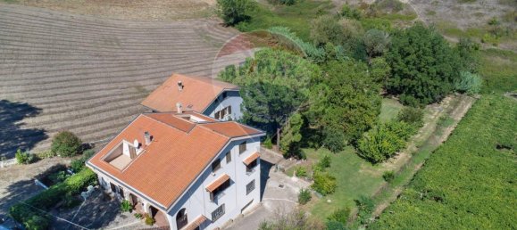 8غرفة فيلا في Pianella, Italy رقم 131551 6