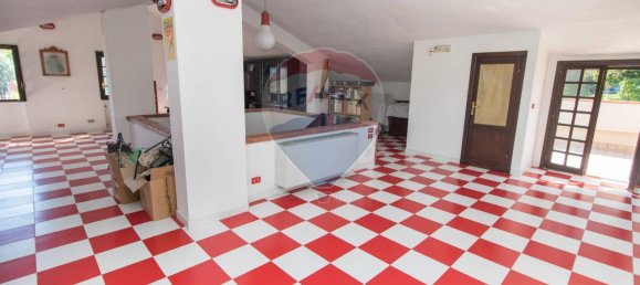 8غرفة فيلا في Pianella, Italy رقم 131551 39