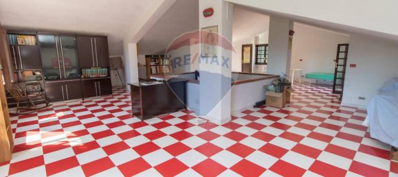 8غرفة فيلا في Pianella, Italy رقم 131551 40