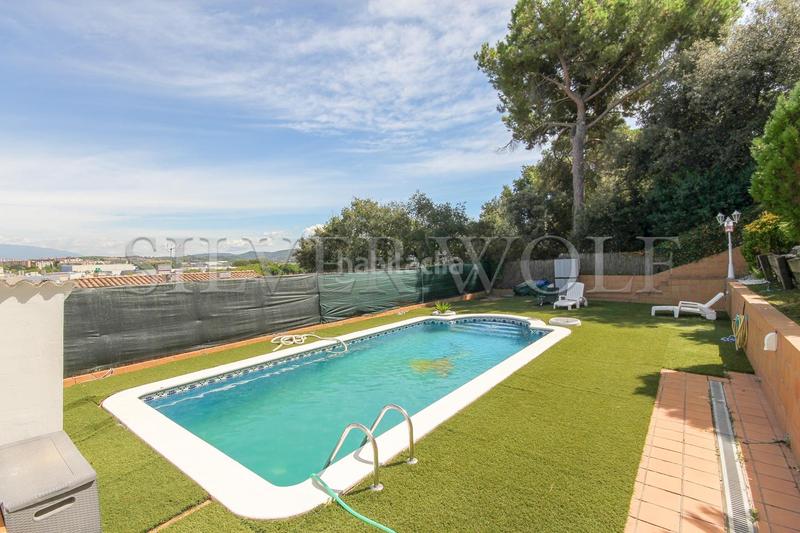 Дом с 5 спальнями в Монторнес-дель-Вальес, Испания № 224237