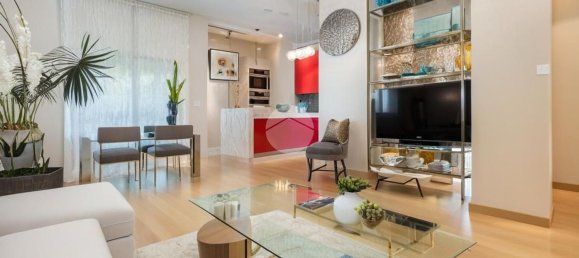 Квартира с 4 комнатами в Турин, Италия № 301183 5