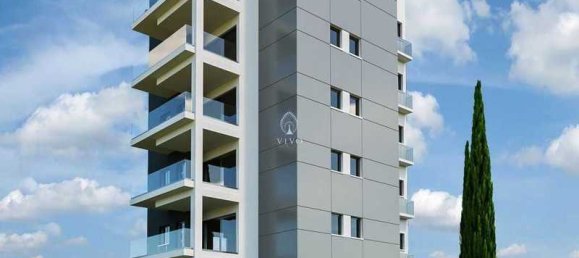 3 bedrooms Apartment in Limassol, Cyprus No. 19391 5