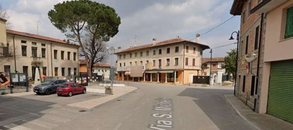 9 bedrooms House in Pordenone, Italy No. 381709 23