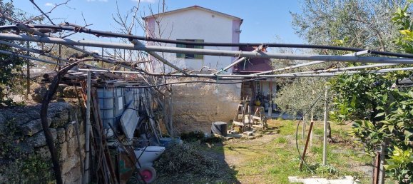 Земельный участок 1370м² в Трани, Италия № 105585 15