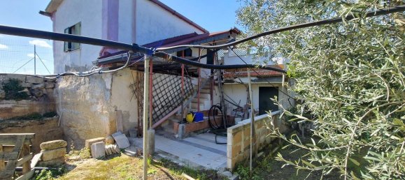 Земельный участок 1370м² в Трани, Италия № 105585 2