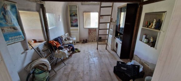 Земельный участок 1370м² в Трани, Италия № 105585 12