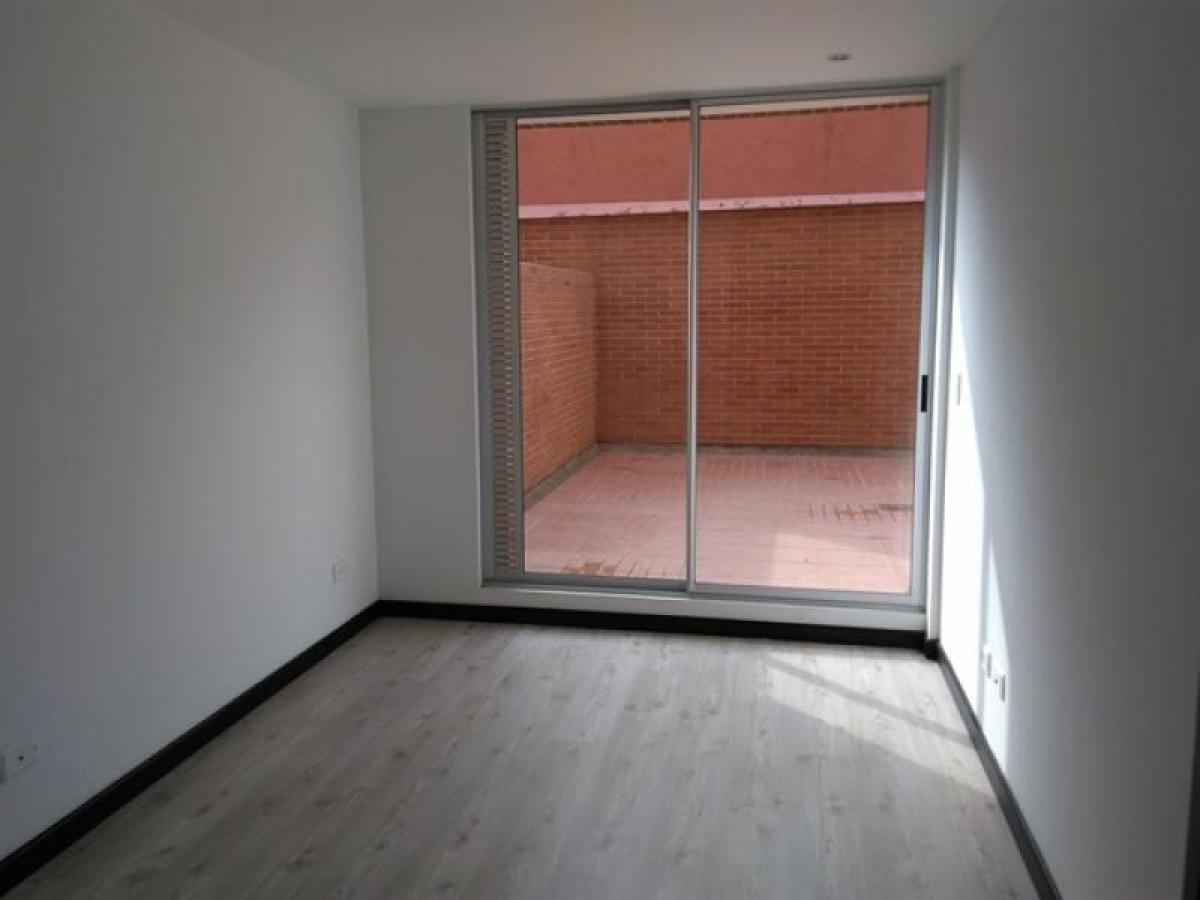 Casa de 2 dormitorios en Bogotá, Colombia No. 11718