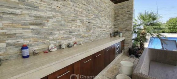 5 bedrooms Villa in Strovolos, Cyprus No. 21172 2