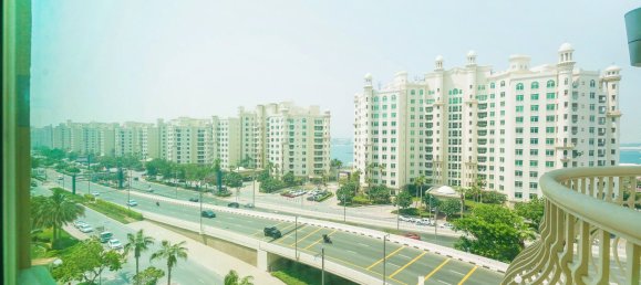 3 bedrooms Apartment in Palm Jumeirah, UAE No. 42343 2