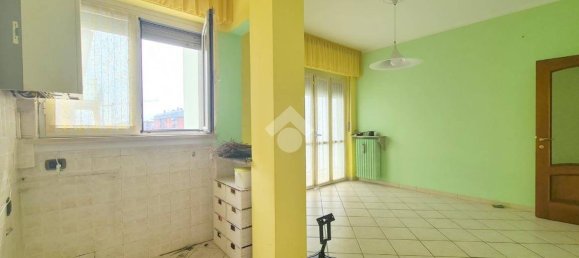 2 bedrooms Apartment in Asti, Italy No. 266878 9