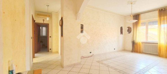 2 bedrooms Apartment in Asti, Italy No. 266878 2