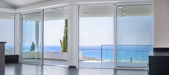 5 bedrooms Villa in Paphos, Cyprus No. 10259 9