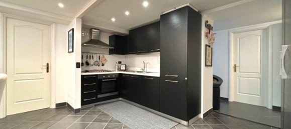 Apartamento T3 em Milan, Italy N.º 358860 3