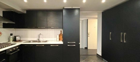 Apartamento T3 em Milan, Italy N.º 358860 2