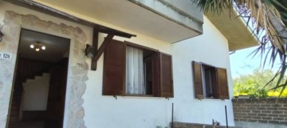 7 bedrooms Villa in Pianella, Italy No. 376905 12