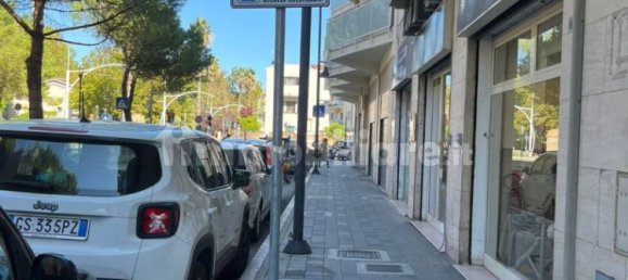 2 bedrooms Apartment in Pescara, Italy No. 339696 31