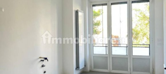2 bedrooms Apartment in Pescara, Italy No. 339696 6