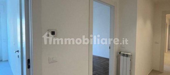 2 bedrooms Apartment in Pescara, Italy No. 339696 20