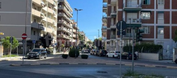 2 bedrooms Apartment in Pescara, Italy No. 339696 33
