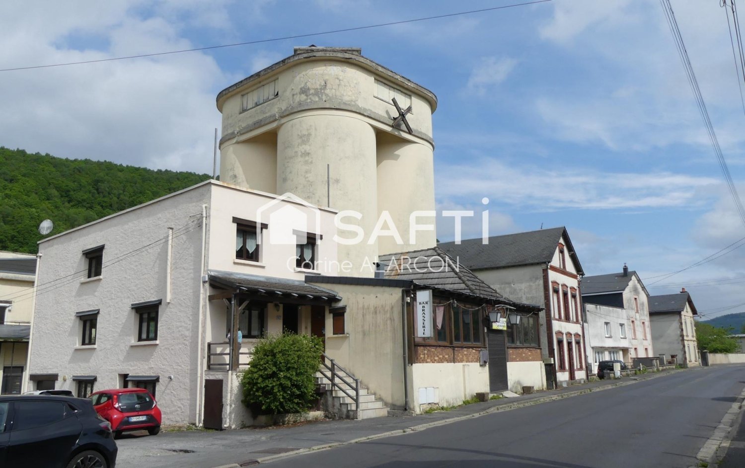 6 bedrooms House in Bogny-sur-Meuse, France No. 156323