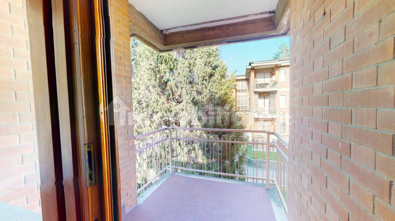 1 bedroom Apartment in Turin, Italy No. 172335