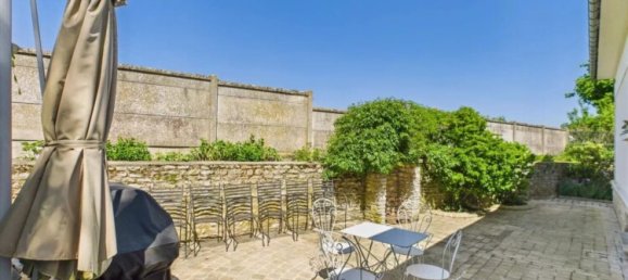 5 bedrooms House in Pas-de-Calais, France No. 279751 12