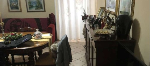 5 rooms Apartment in Messina, Italy No. 47931 6