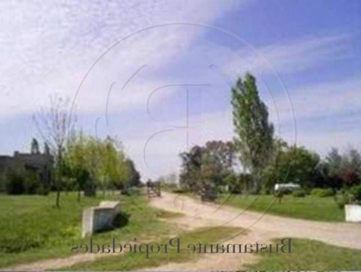  Land in Buenos Aires, Argentina No. 117678