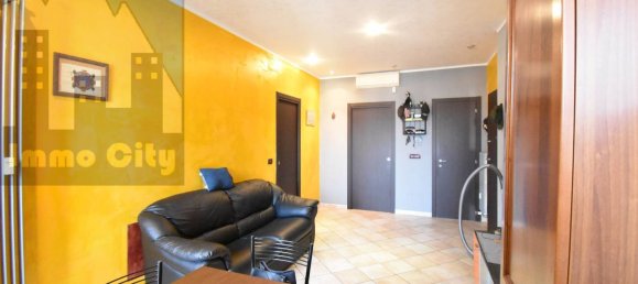 2 rooms Apartment in Turin, Italy No. 126973 4