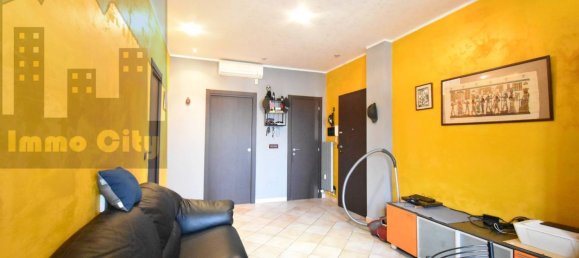 2 rooms Apartment in Turin, Italy No. 126973 5