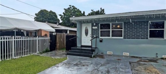 118.91m² Land for sale in Miami, Miami-Dade, Florida, USA № 614230 2