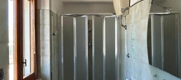 4-salle Appartement à Lanciano, Italy No. 80483 9