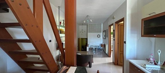 4-salle Appartement à Lanciano, Italy No. 80483 27