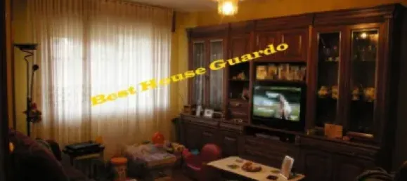 Apartamento de 3 dormitorios en Guardo, Spain No. 70345 9