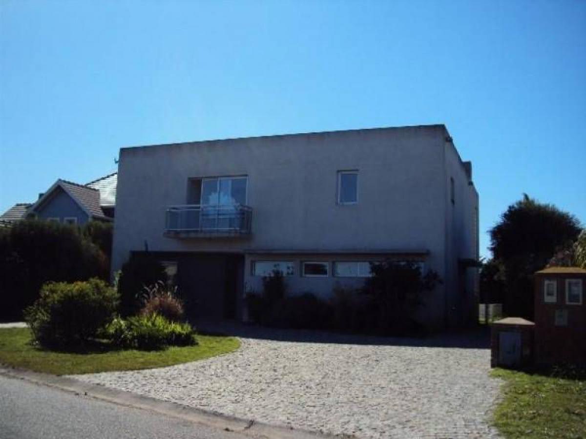 3 chambres Maison à Berazategui, Argentina No. 70249